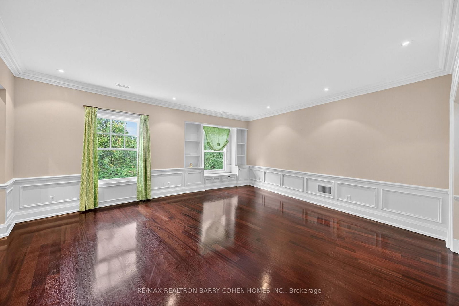 36 Old Yonge St, Toronto — 31