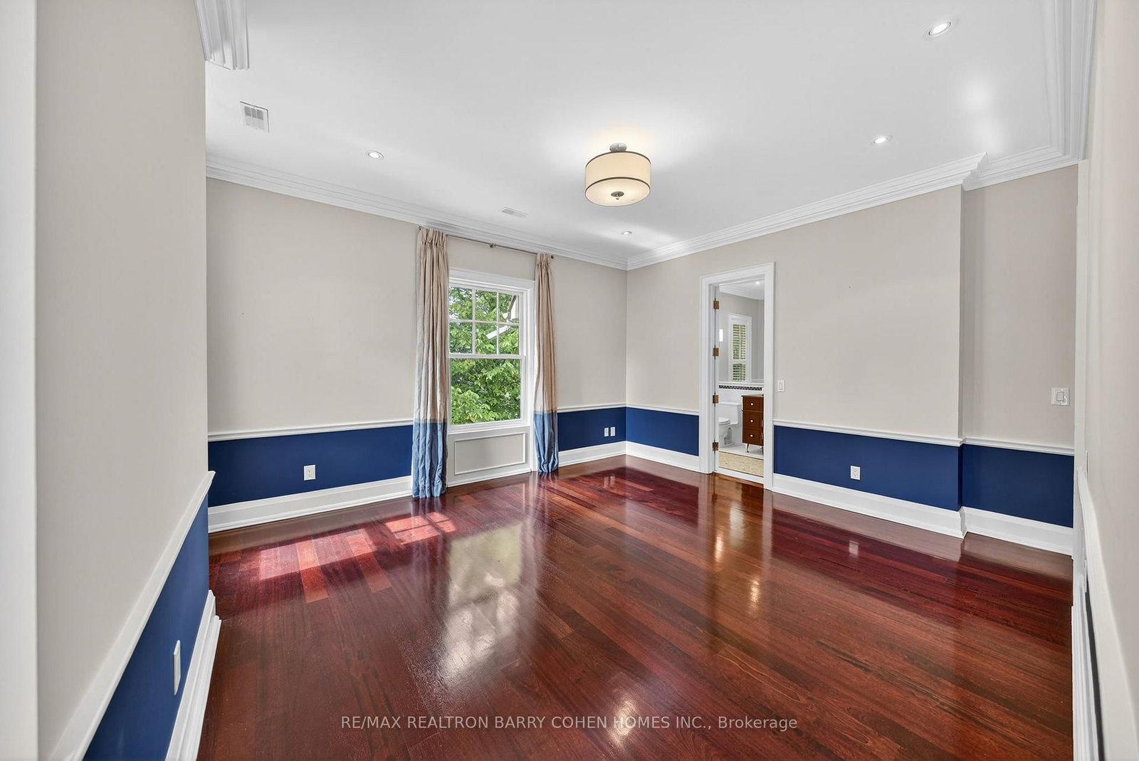 36 Old Yonge St, Toronto — 34