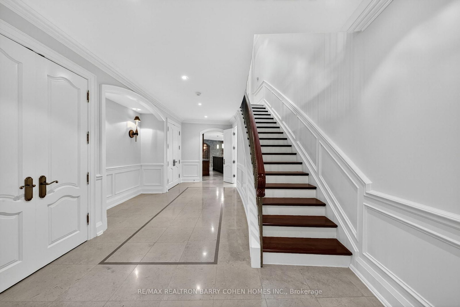 36 Old Yonge St, Toronto — 36