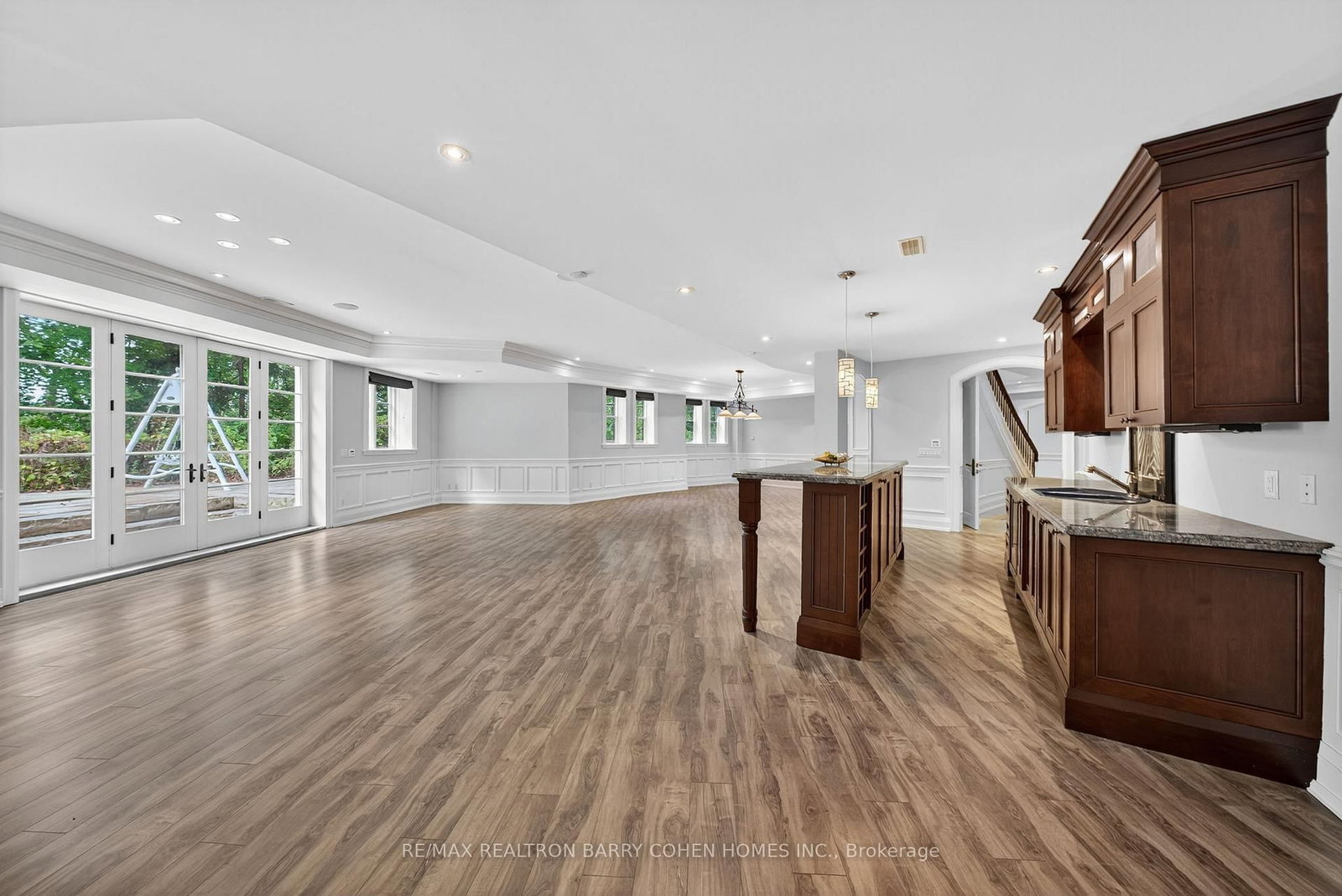 36 Old Yonge St, Toronto — 40