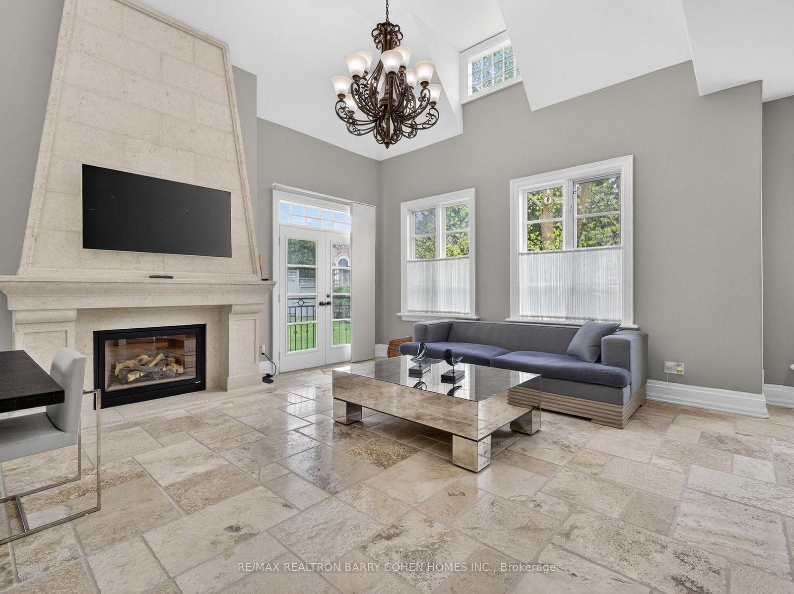 3 Legacy Crt, Toronto — 17