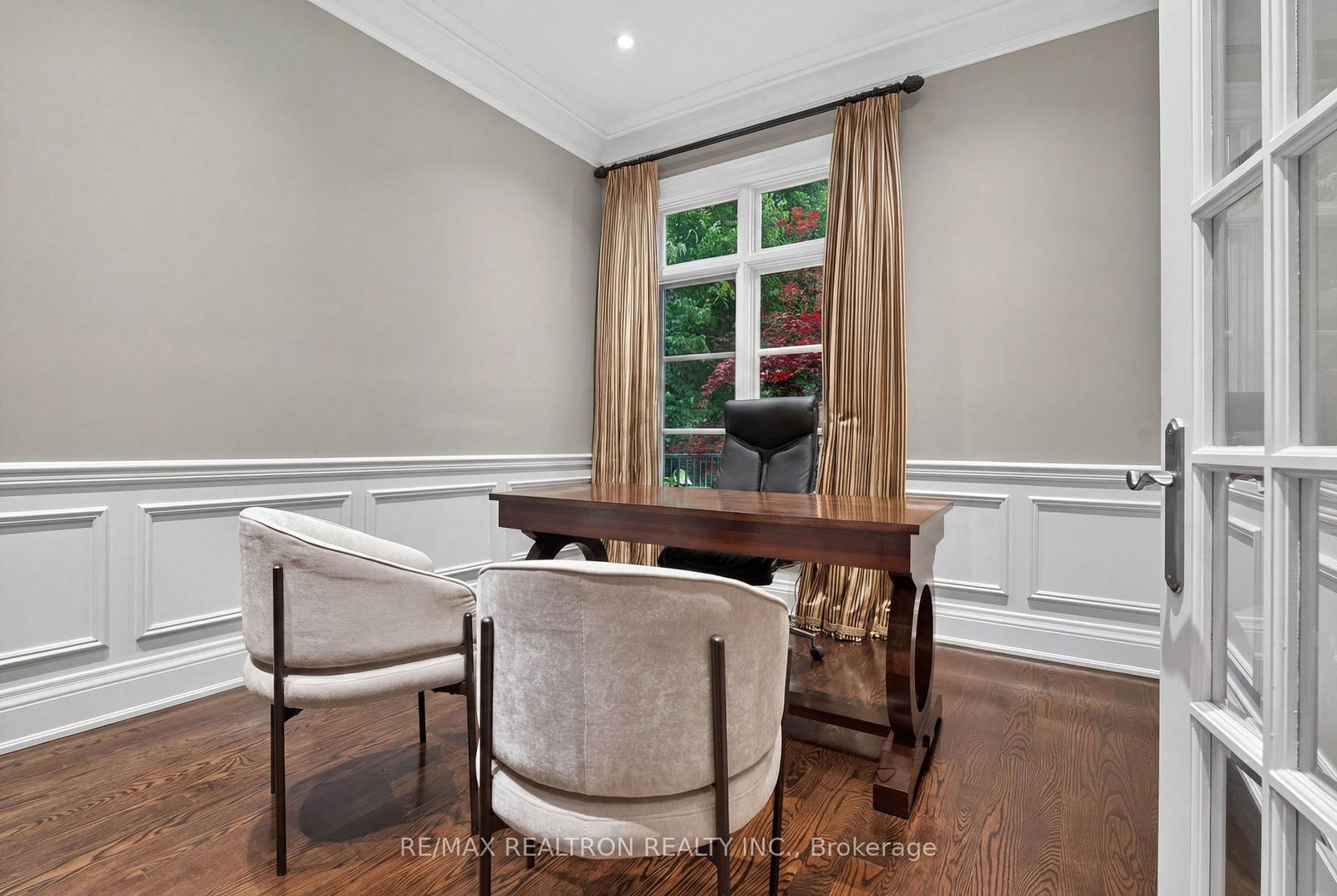 462 Fairlawn Ave, Toronto — 39