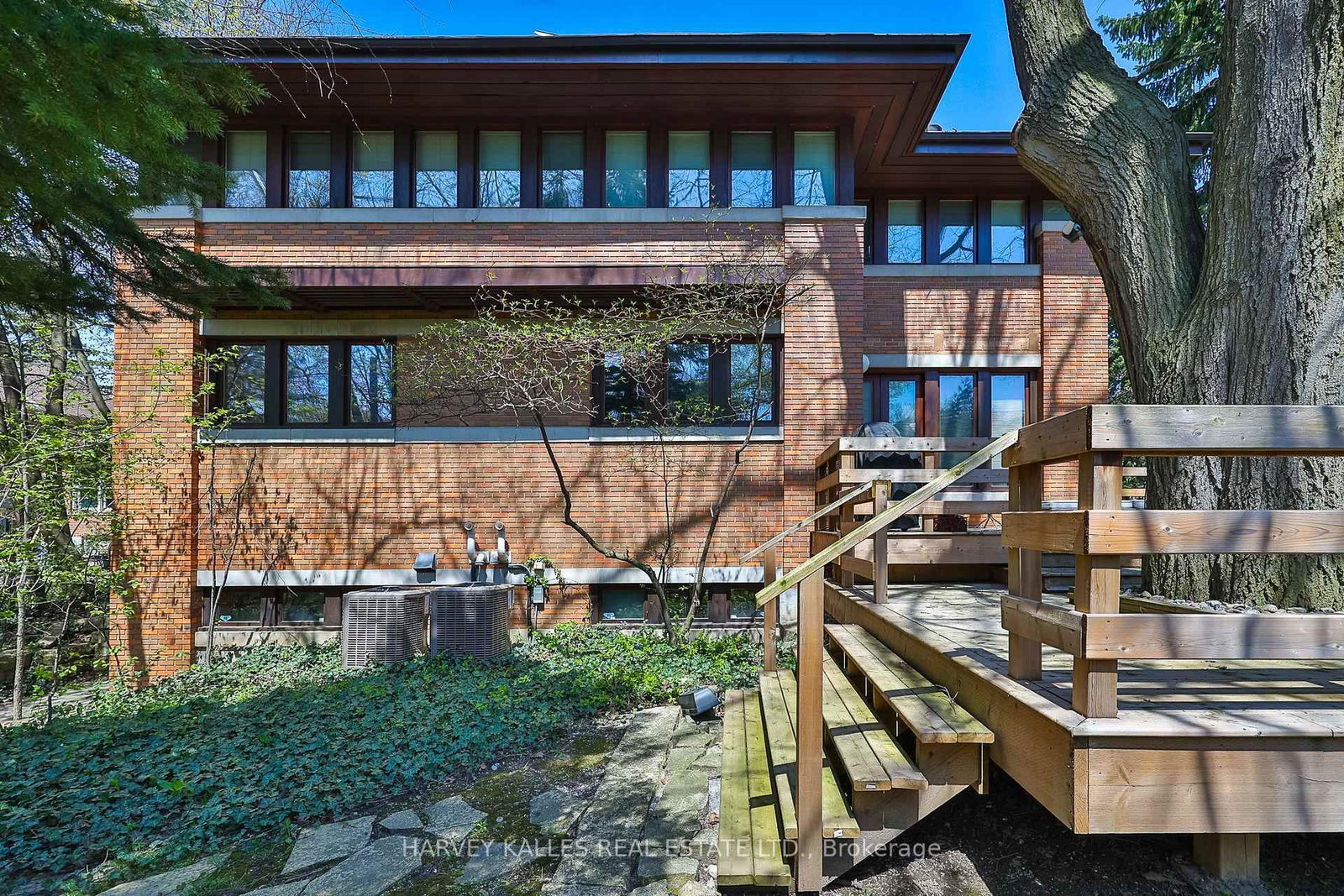 223 Hillhurst Blvd, Toronto — 38