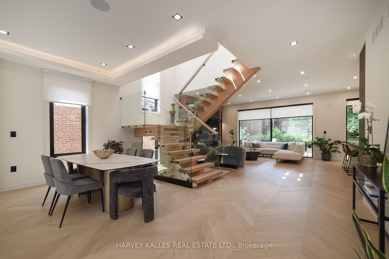 110 Mona Dr, Toronto — 12