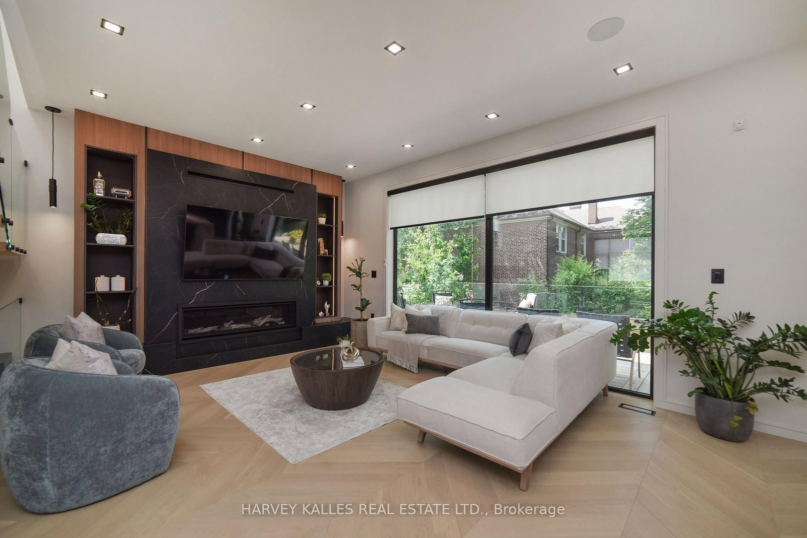 110 Mona Dr, Toronto — 16