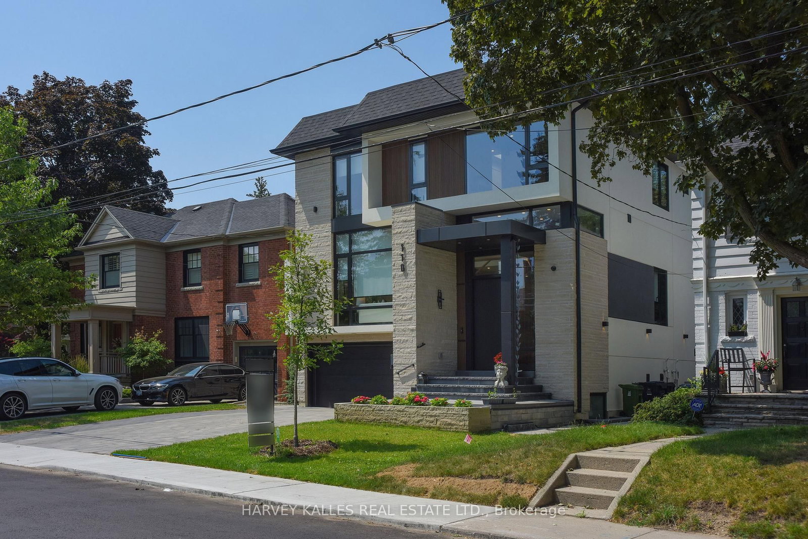110 Mona Dr, Toronto — 3
