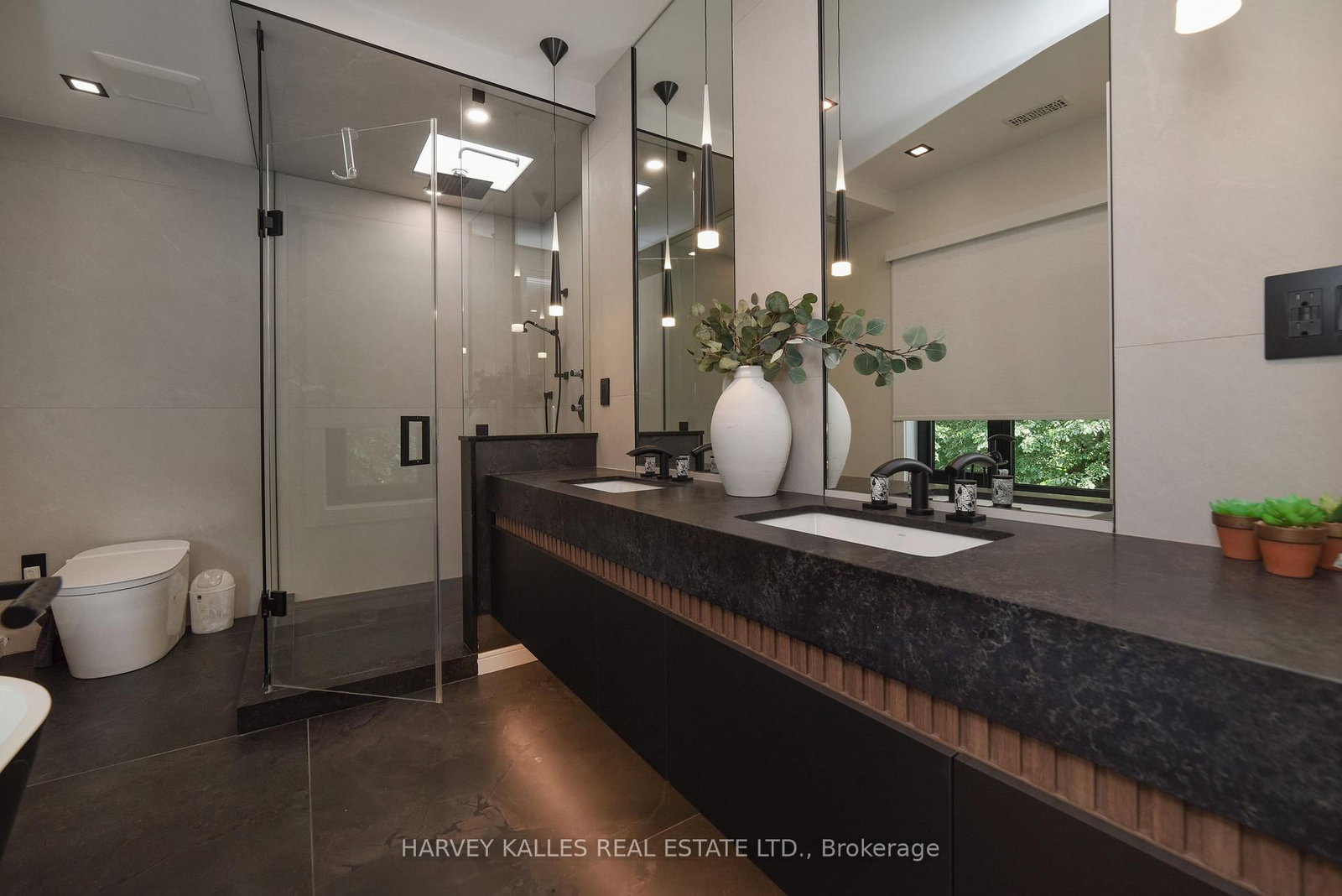 110 Mona Dr, Toronto — 33