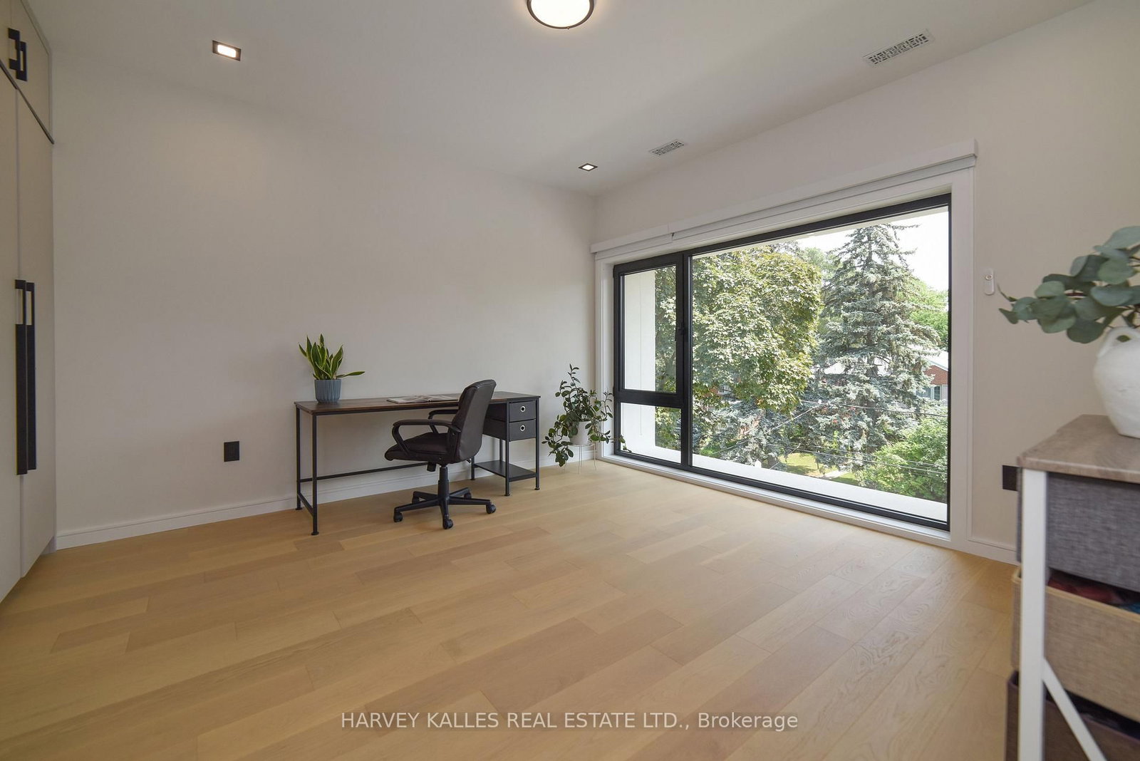 110 Mona Dr, Toronto — 37