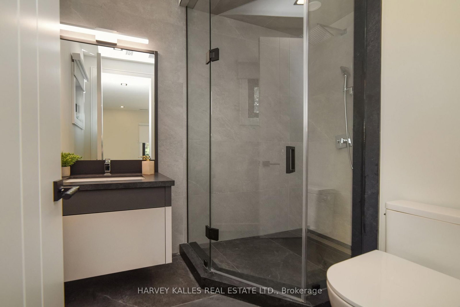 110 Mona Dr, Toronto — 41
