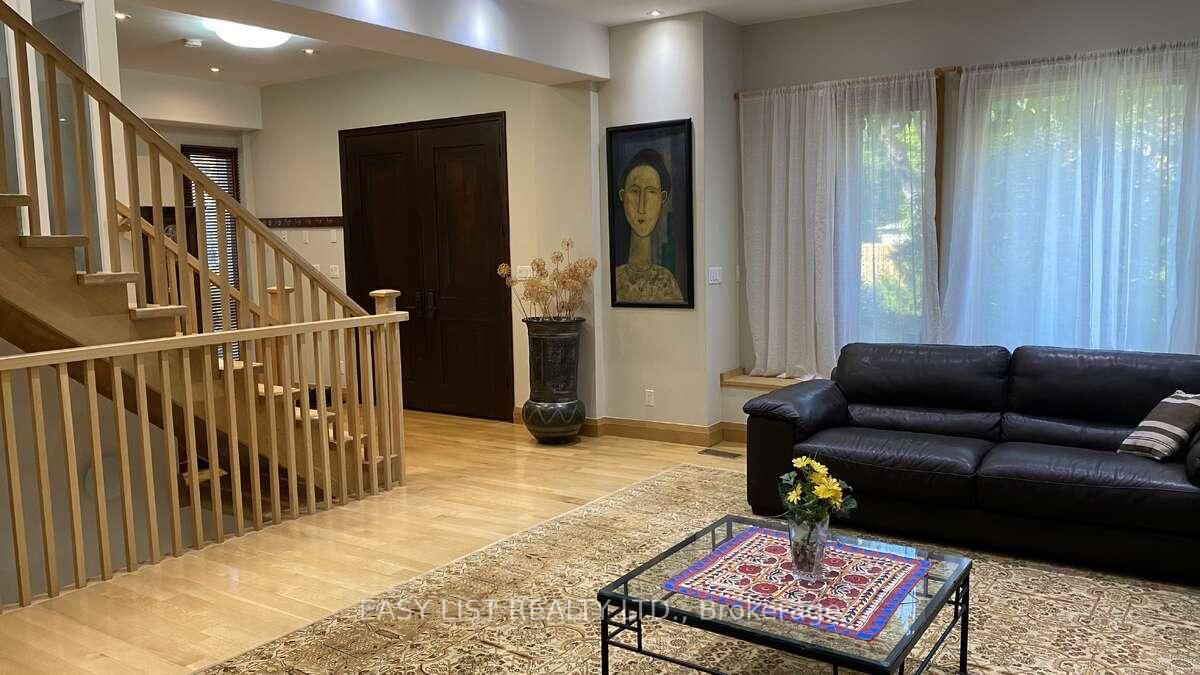 98 Burbank Dr, Toronto — 11