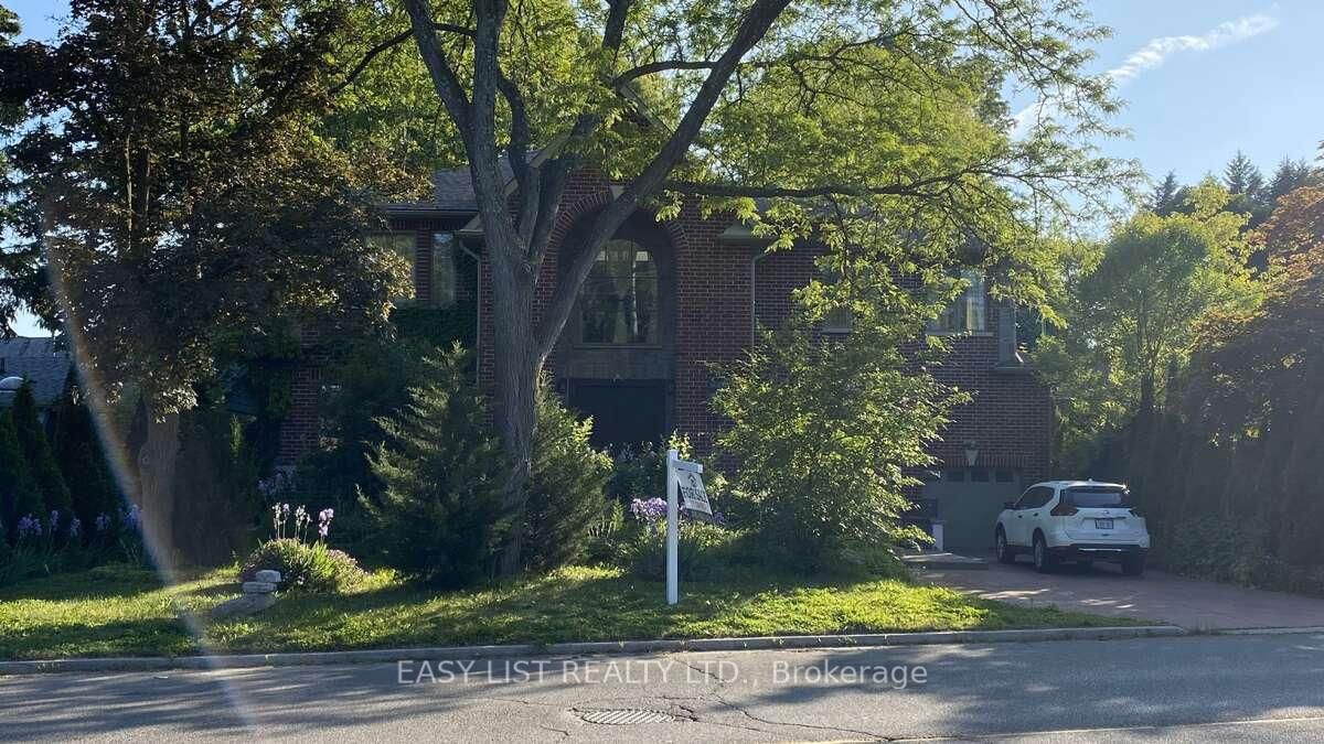 98 Burbank Dr, Toronto — 2