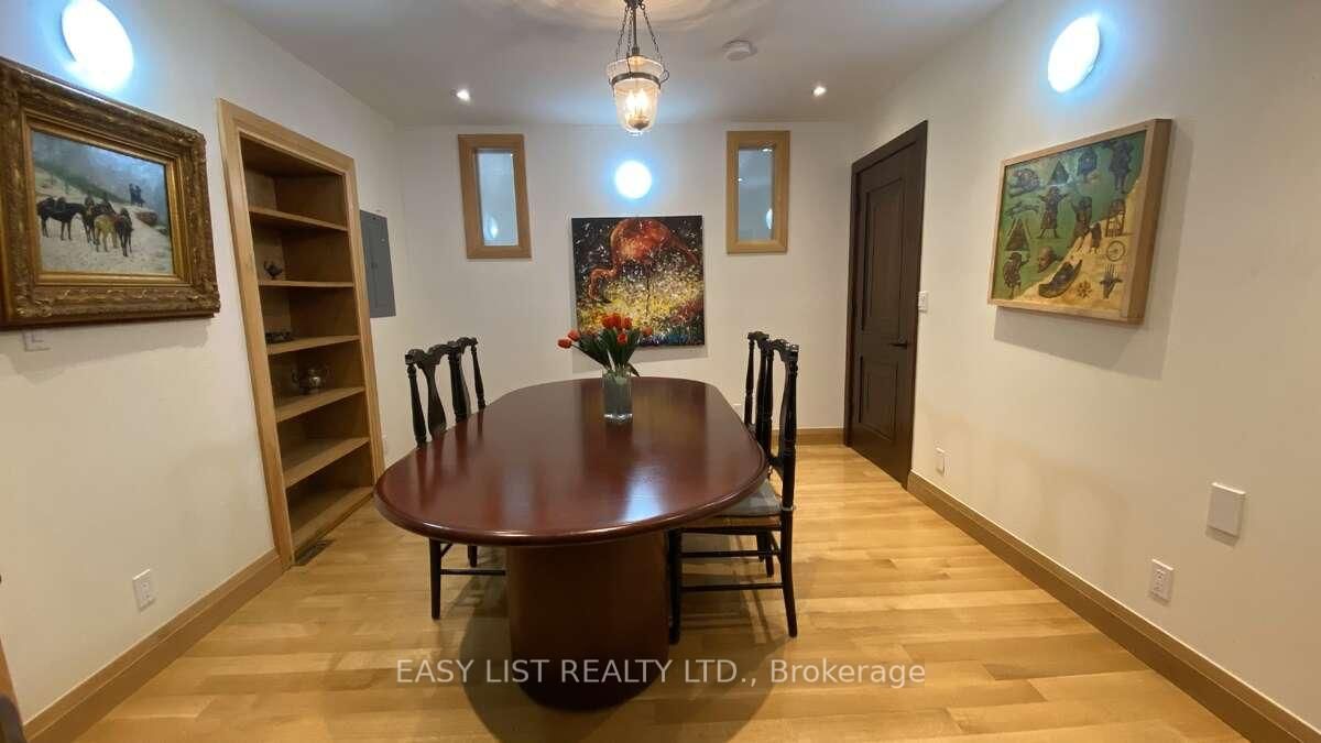 98 Burbank Dr, Toronto — 20