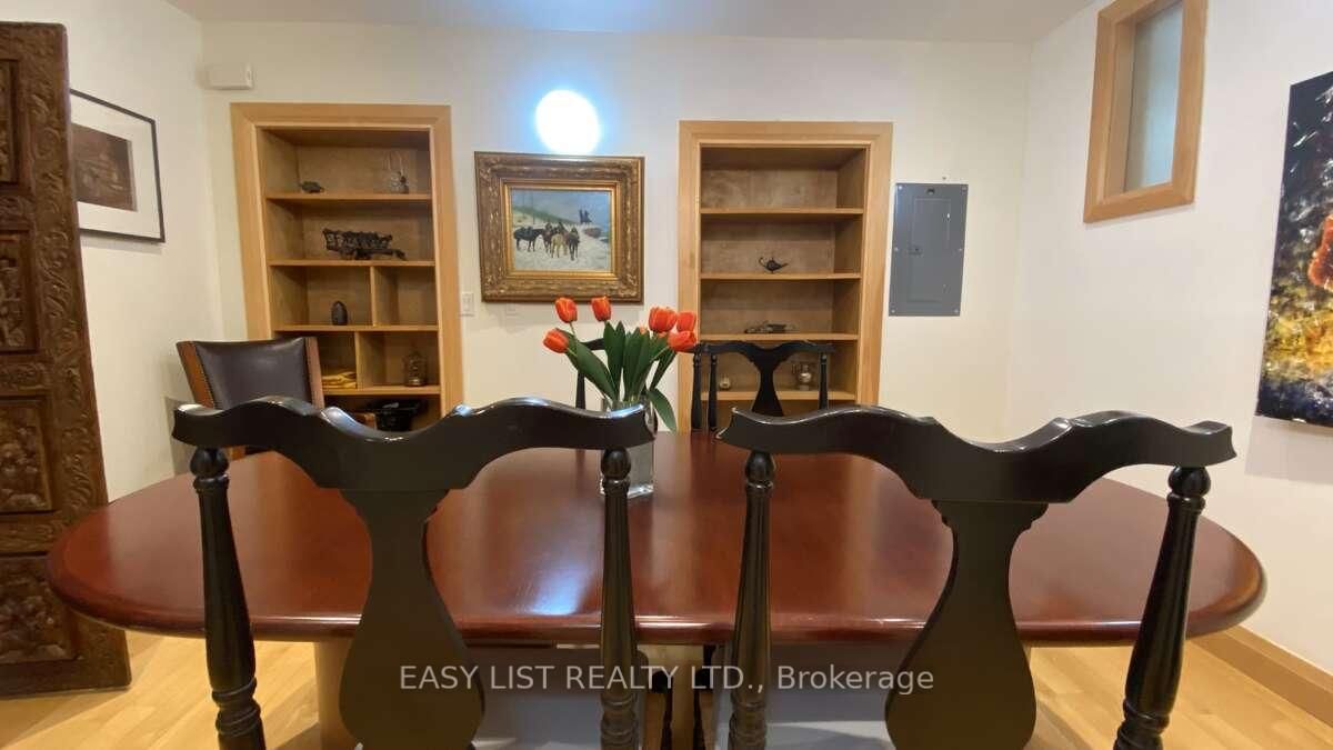 98 Burbank Dr, Toronto — 21