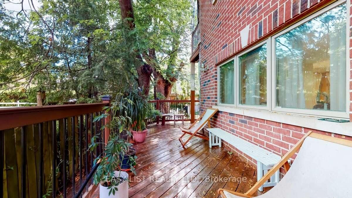 98 Burbank Dr, Toronto — 49