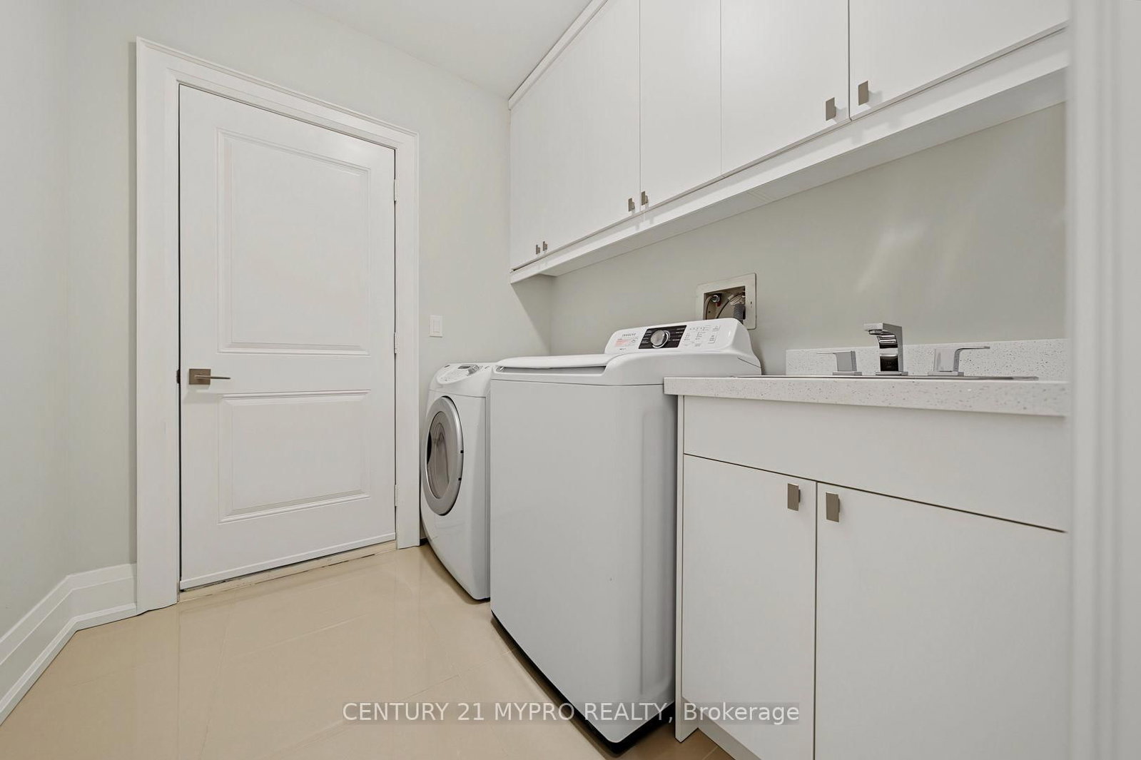5 Glenelia Ave, Toronto — 41