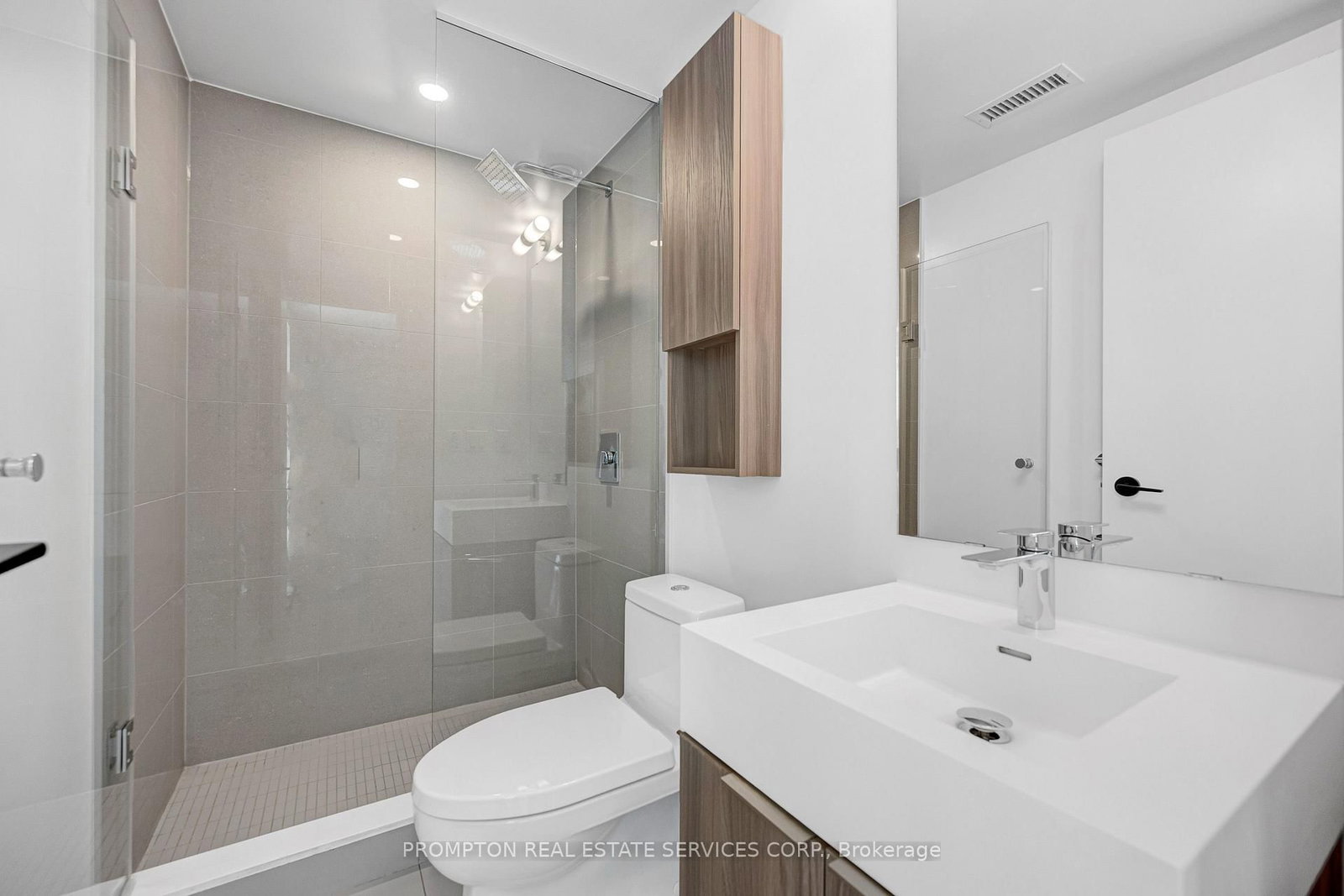 S118-180 Mill St, Toronto — 22