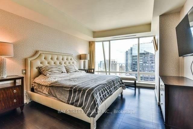 4207-180 University Ave, Toronto — 14