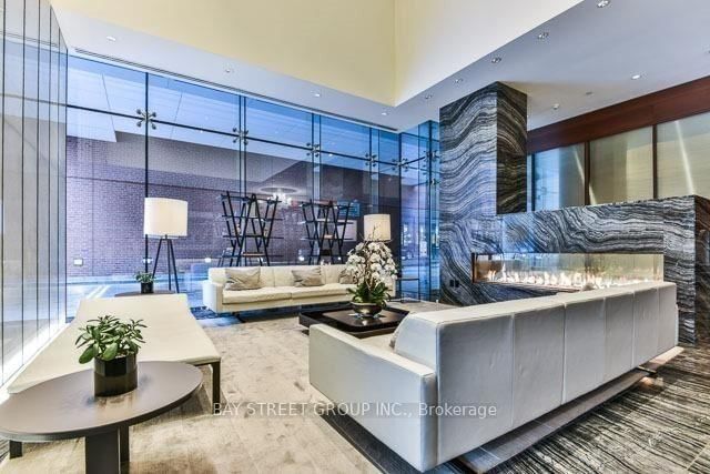 4207-180 University Ave, Toronto — 4