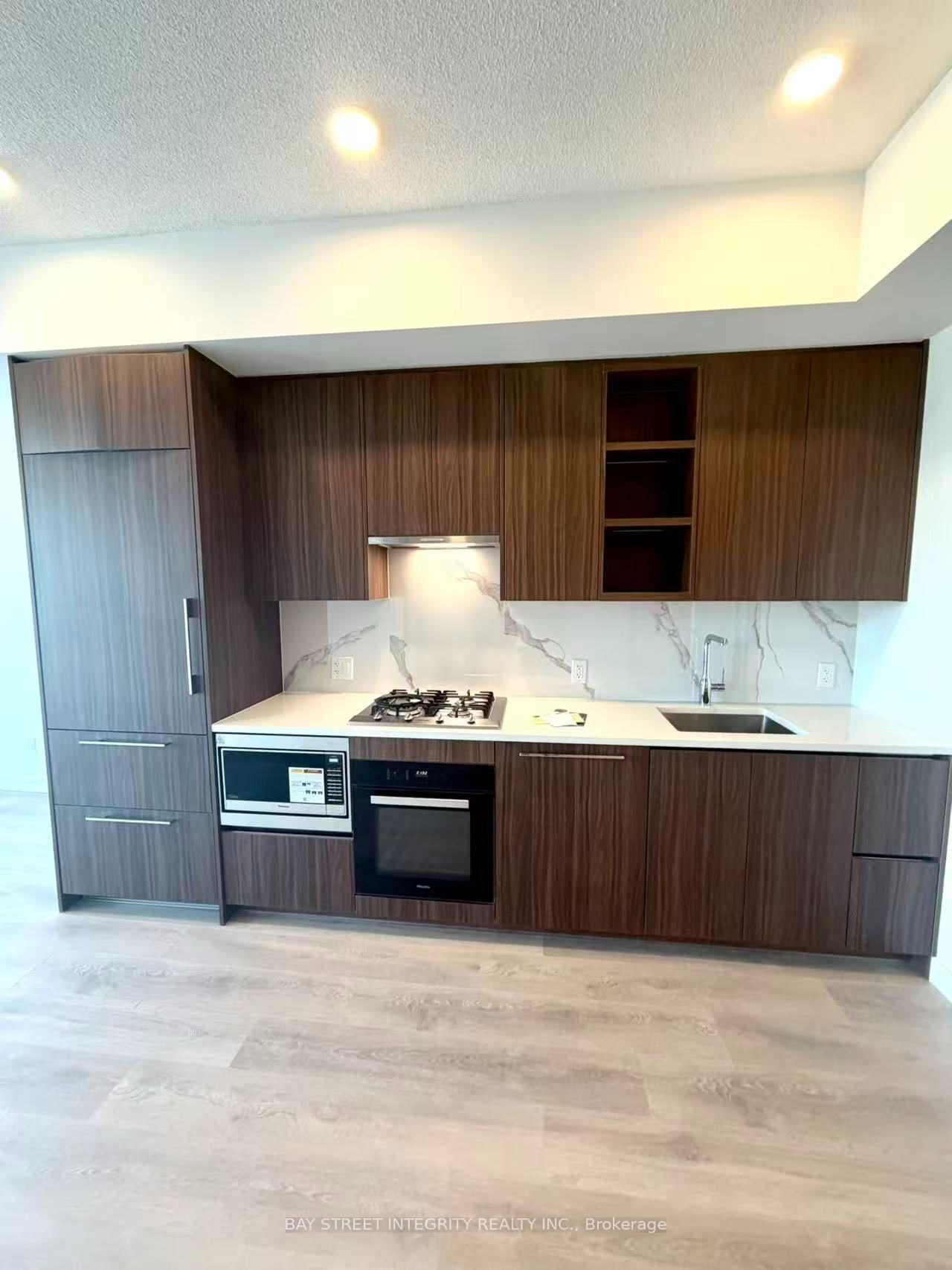 360-68 Esther Shiner Blvd, Toronto — 12