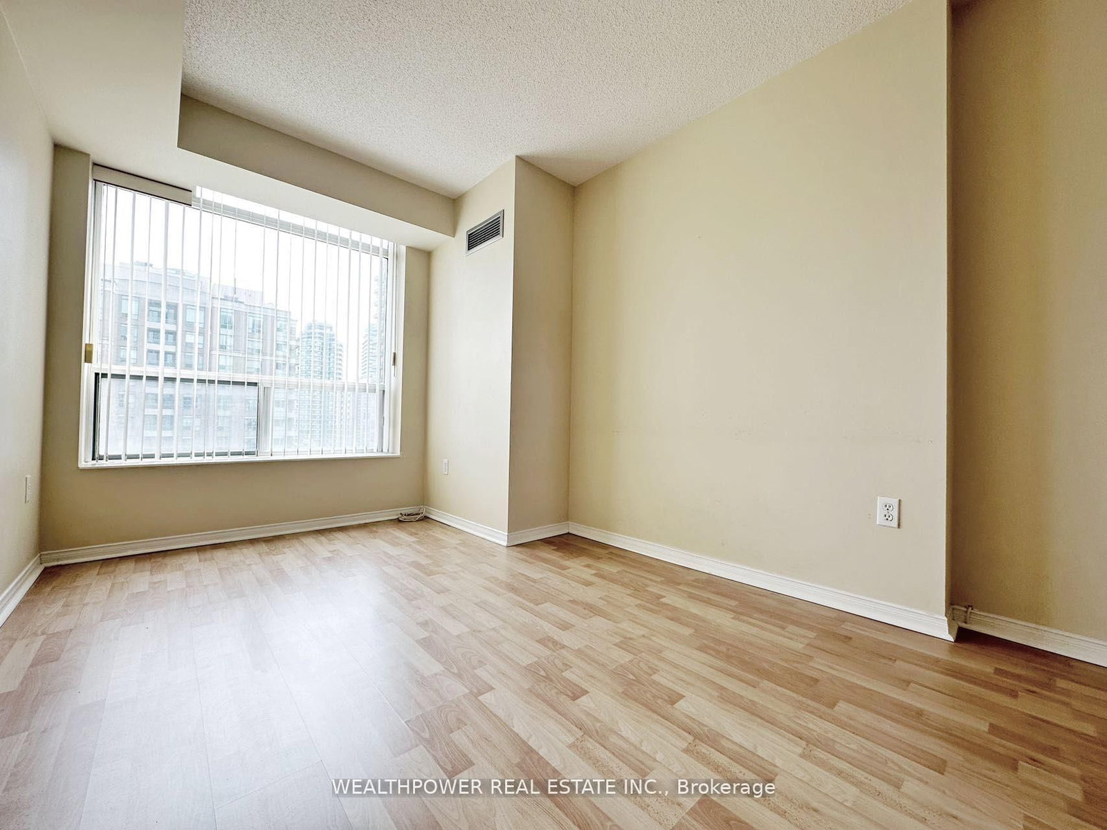 1206-8 Pemberton Ave, Toronto — 4