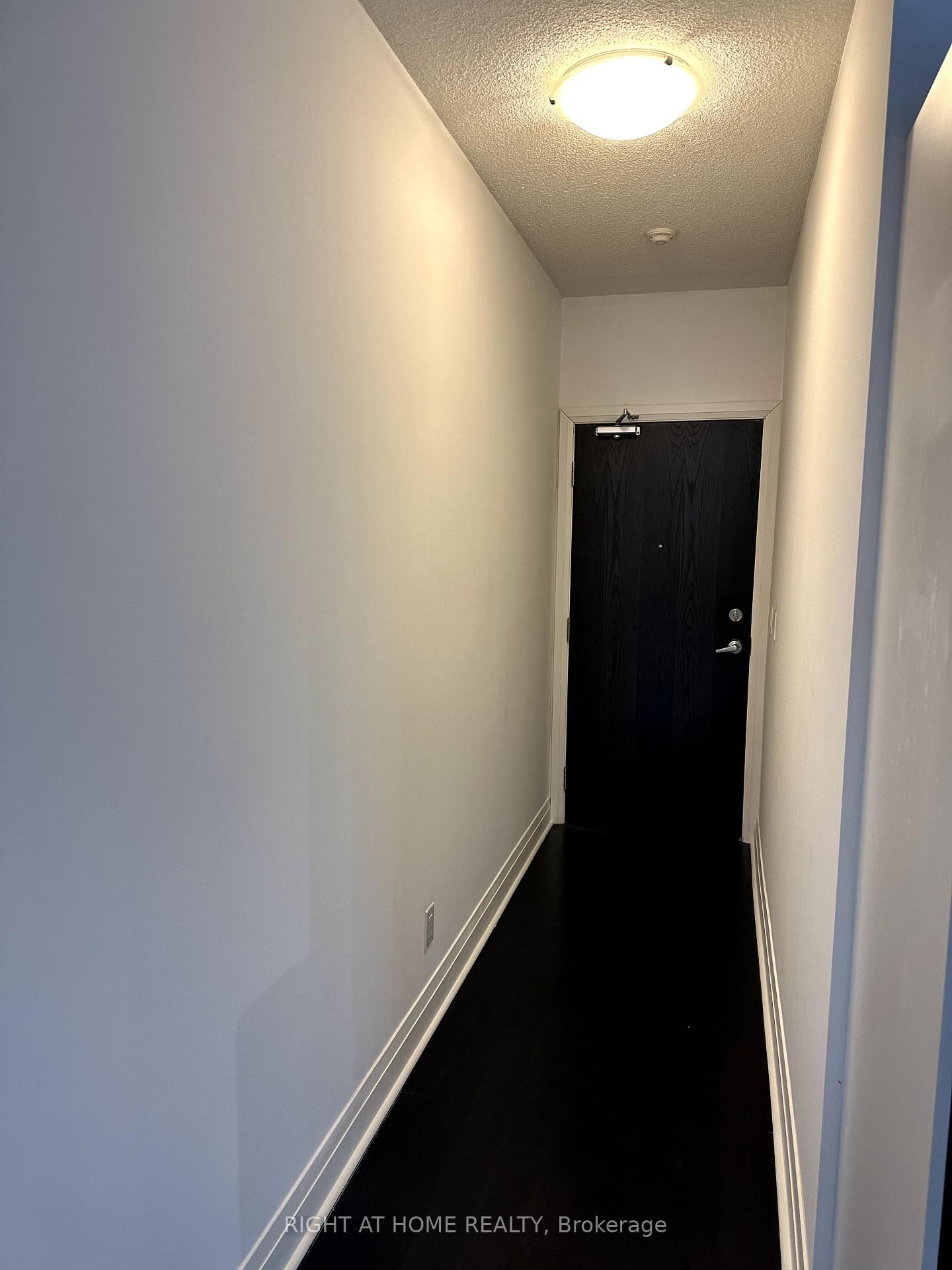 605-17 Kenaston Gdns, Toronto — 4