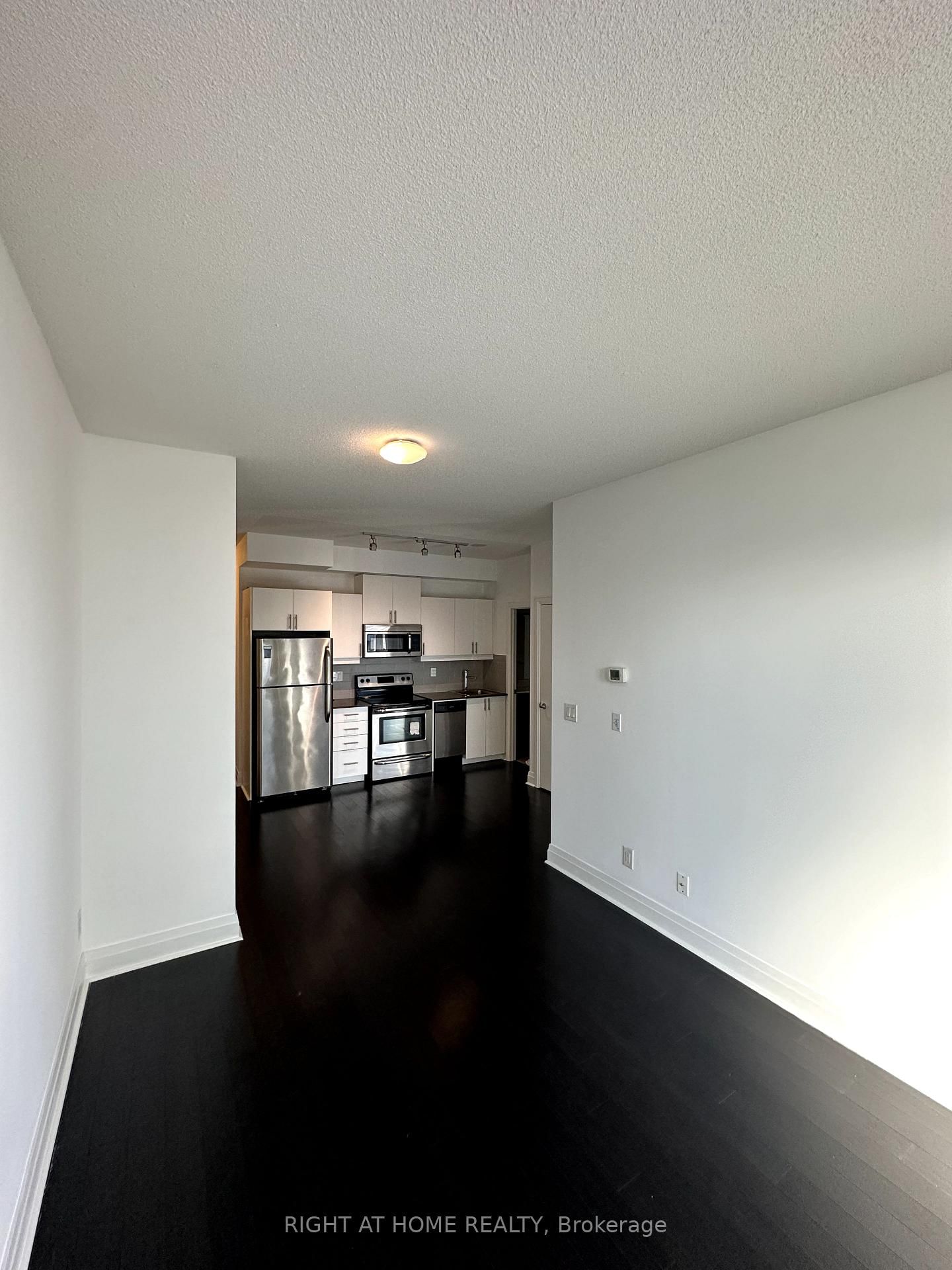 605-17 Kenaston Gdns, Toronto — 9