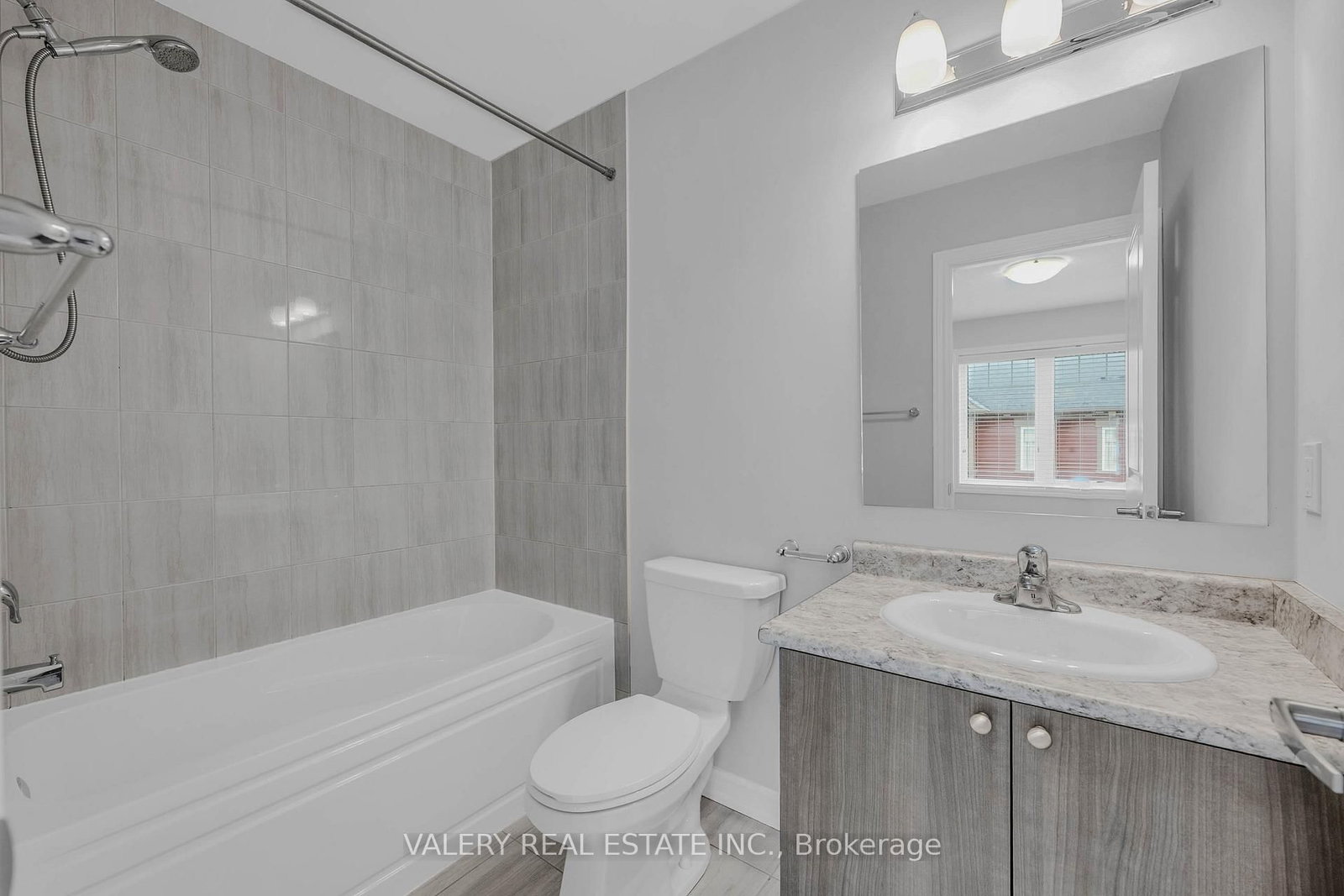 65-2500 Hill Rise Crt, Oshawa — 8