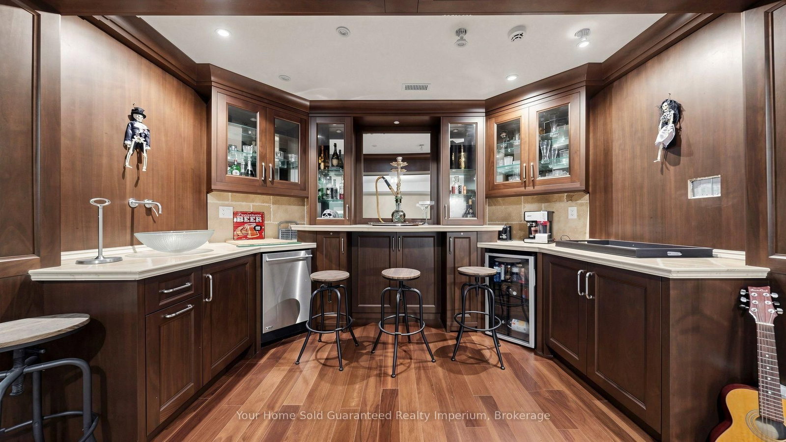 832 Darwin Dr, Pickering — 32