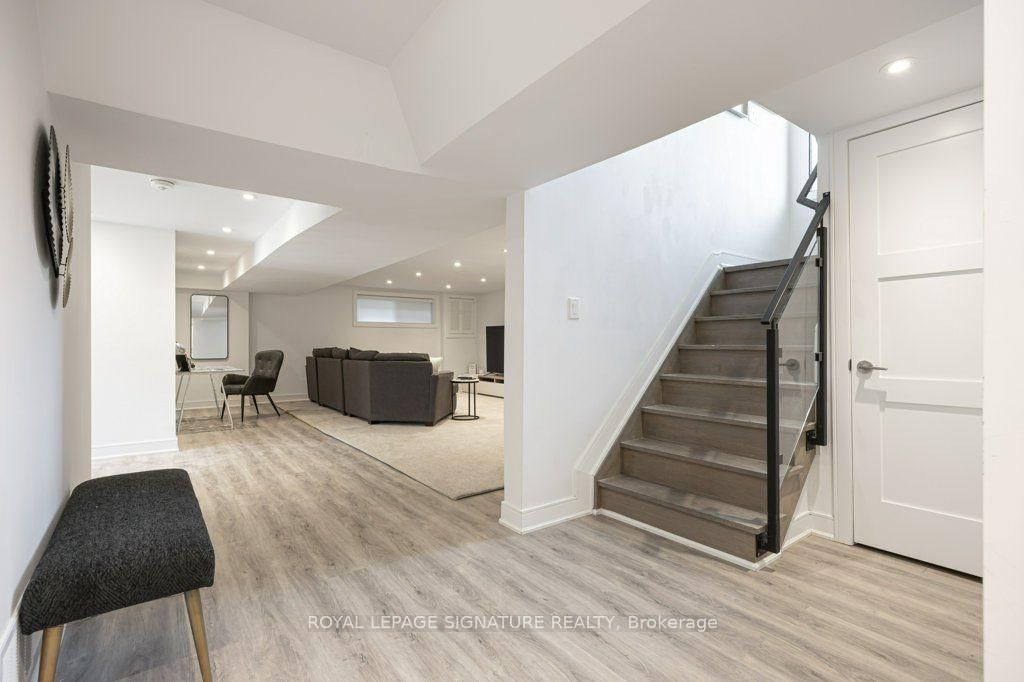 14 Bonacres Ave, Toronto — 34
