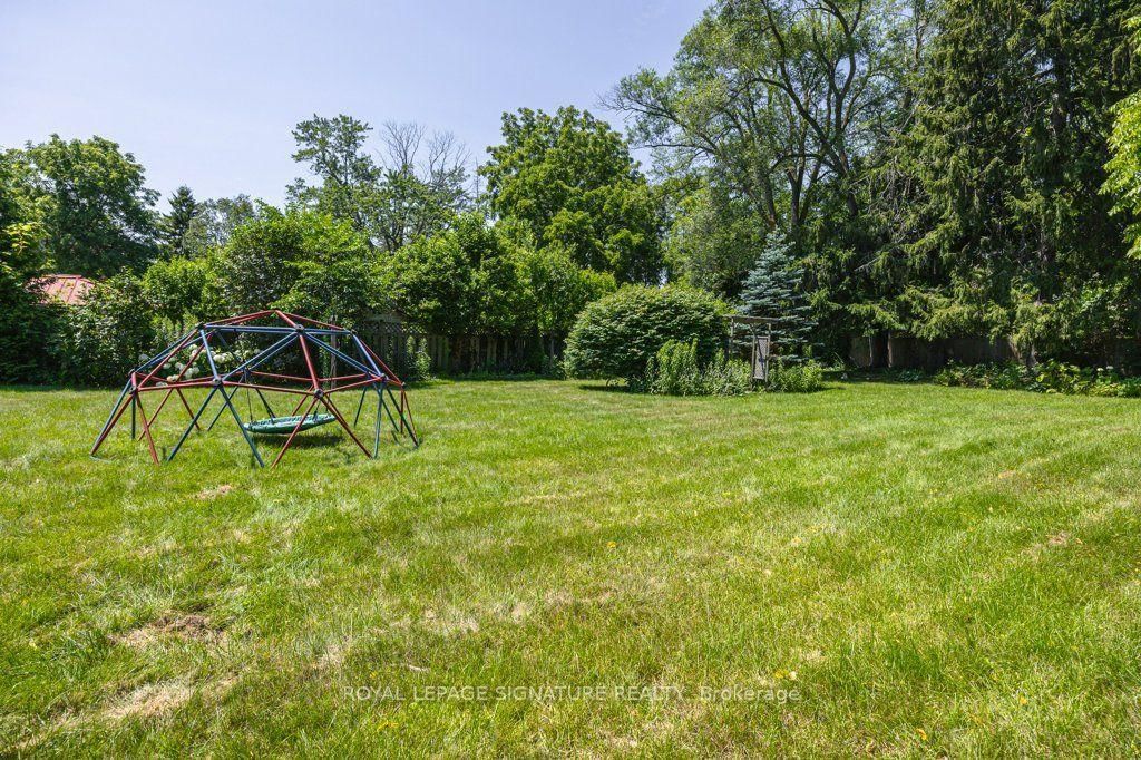 14 Bonacres Ave, Toronto — 44