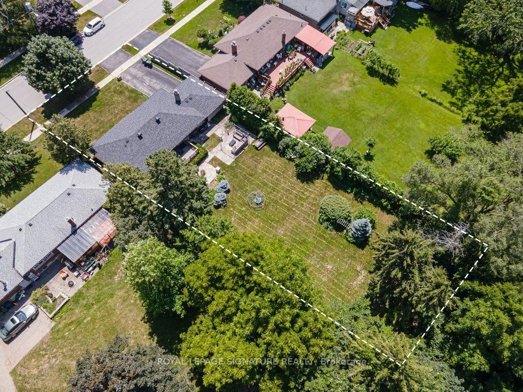 14 Bonacres Ave, Toronto — 46