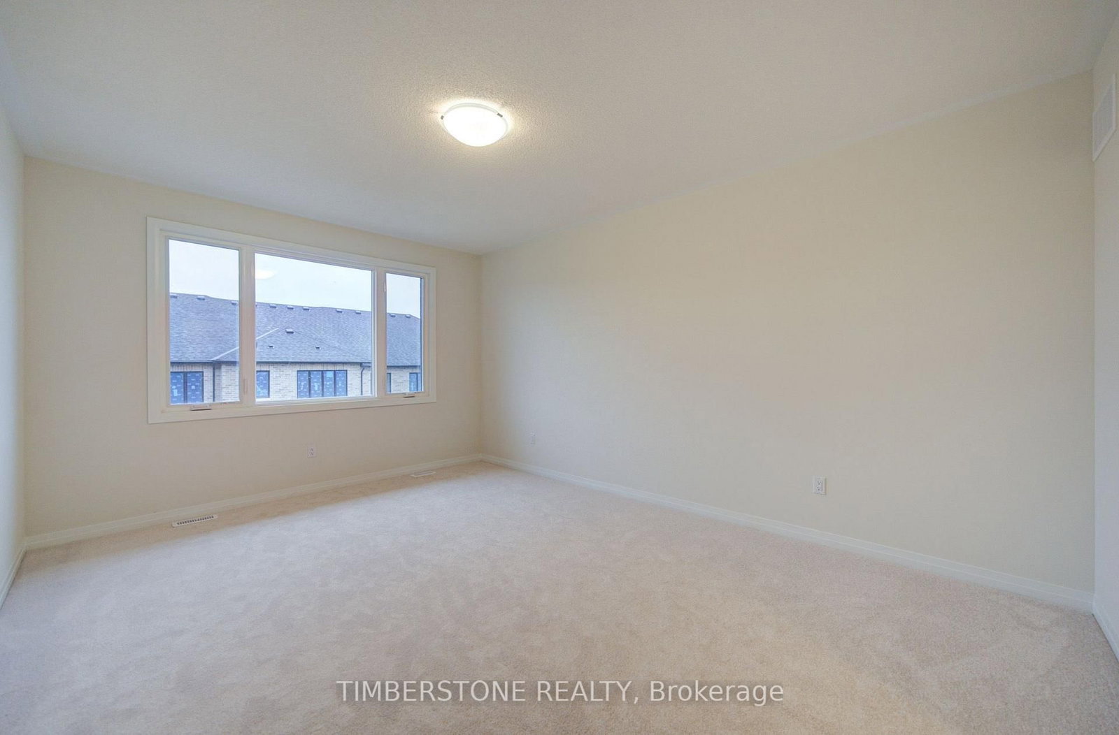 2907 Nakina St, Pickering — 35