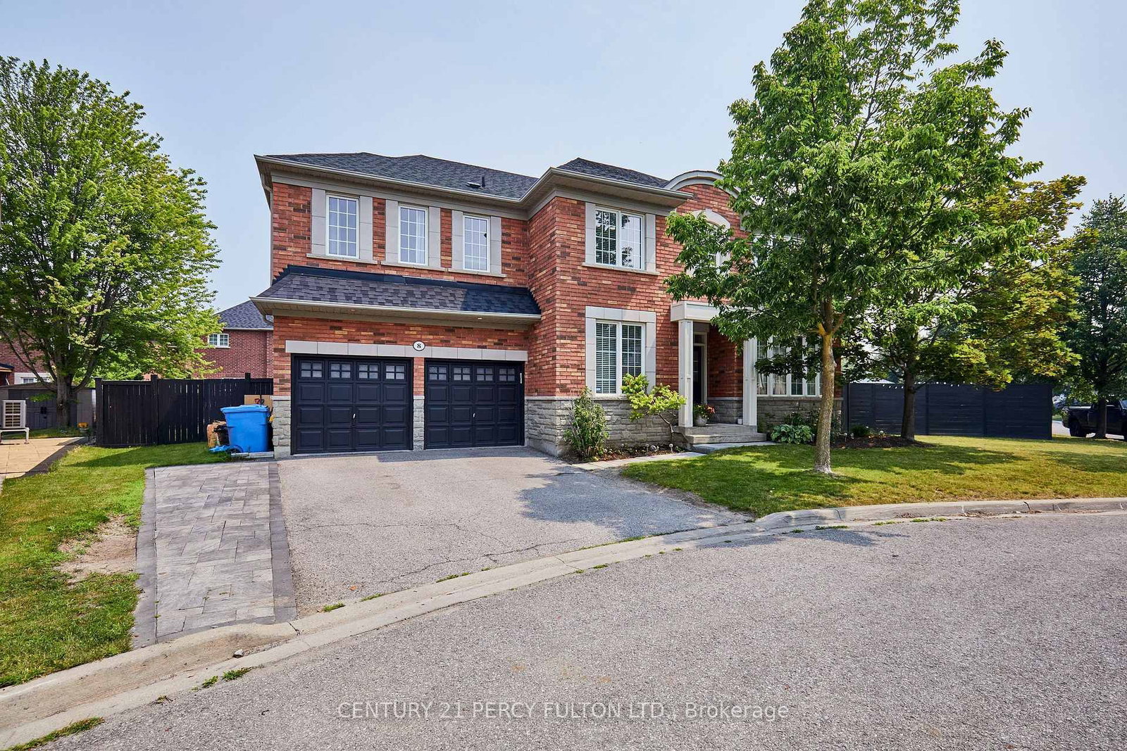 8 Mackeller Crt, Ajax — 2