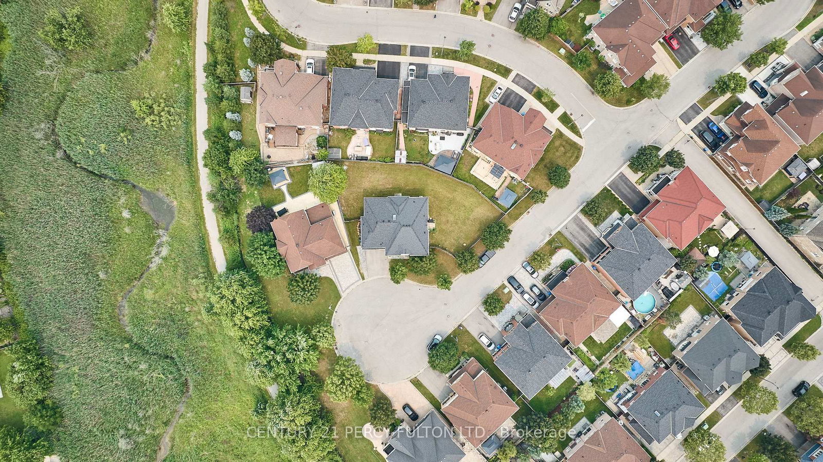 8 Mackeller Crt, Ajax — 50