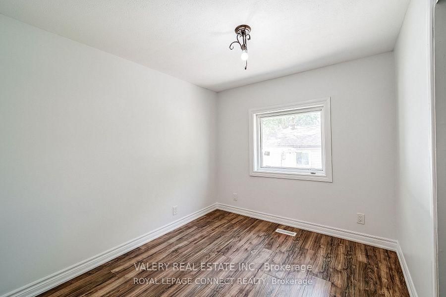 158 Beach Rd, Georgina — 17