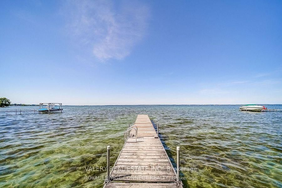158 Beach Rd, Georgina — 18