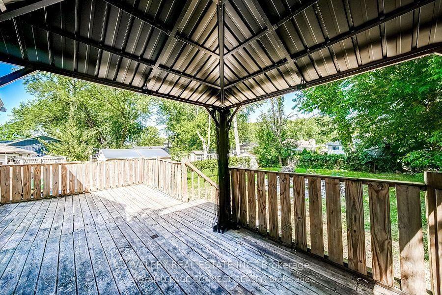 158 Beach Rd, Georgina — 19