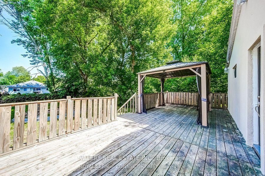 158 Beach Rd, Georgina — 20