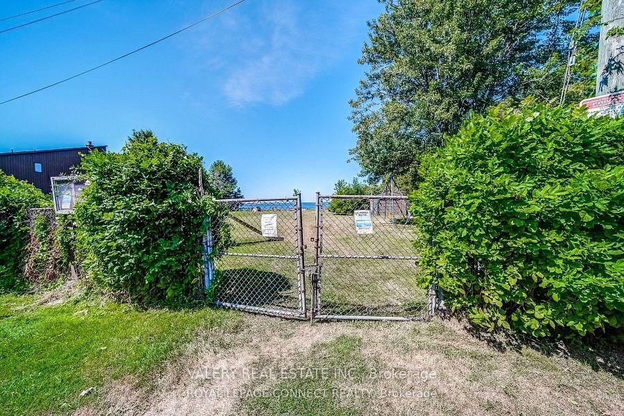 158 Beach Rd, Georgina — 33