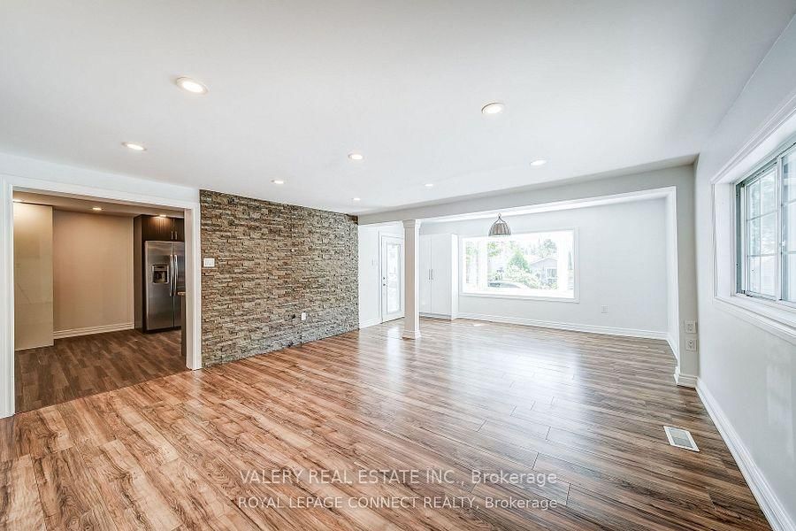 158 Beach Rd, Georgina — 34
