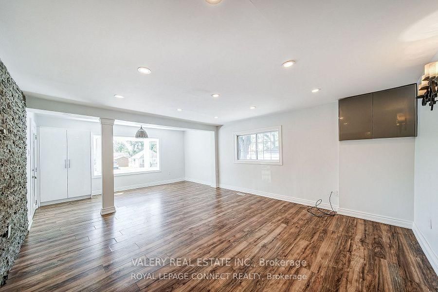 158 Beach Rd, Georgina — 5