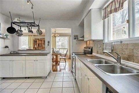 326 Lorne(Main Floor) Ave, Newmarket — 6