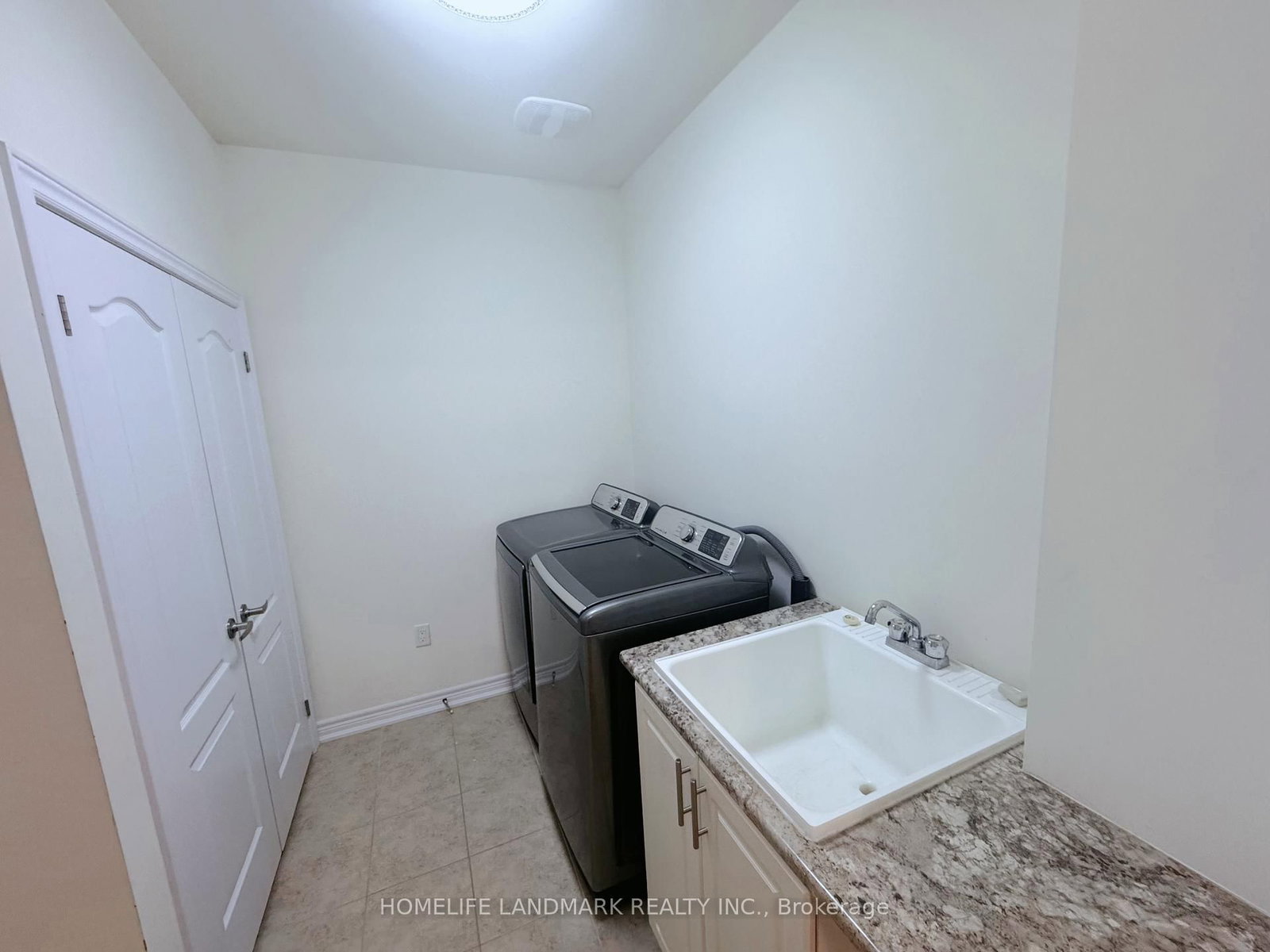 36 Applegate Dr, East Gwillimbury — 27