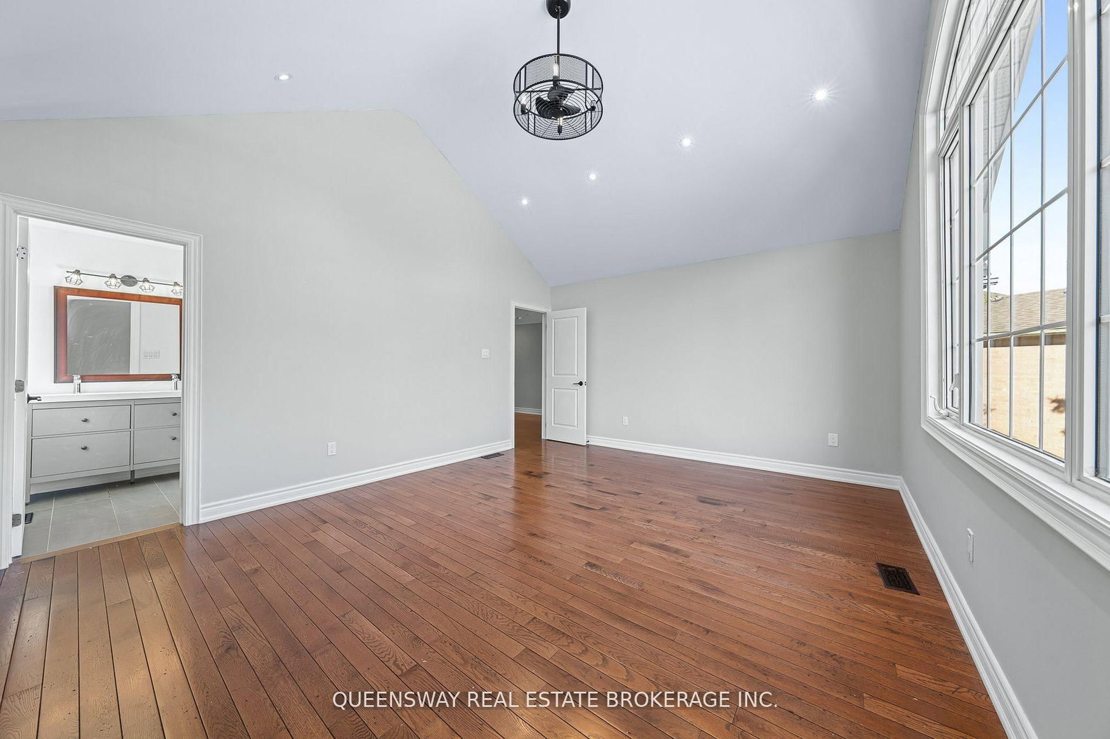 619 Culler Mews, Newmarket — 25