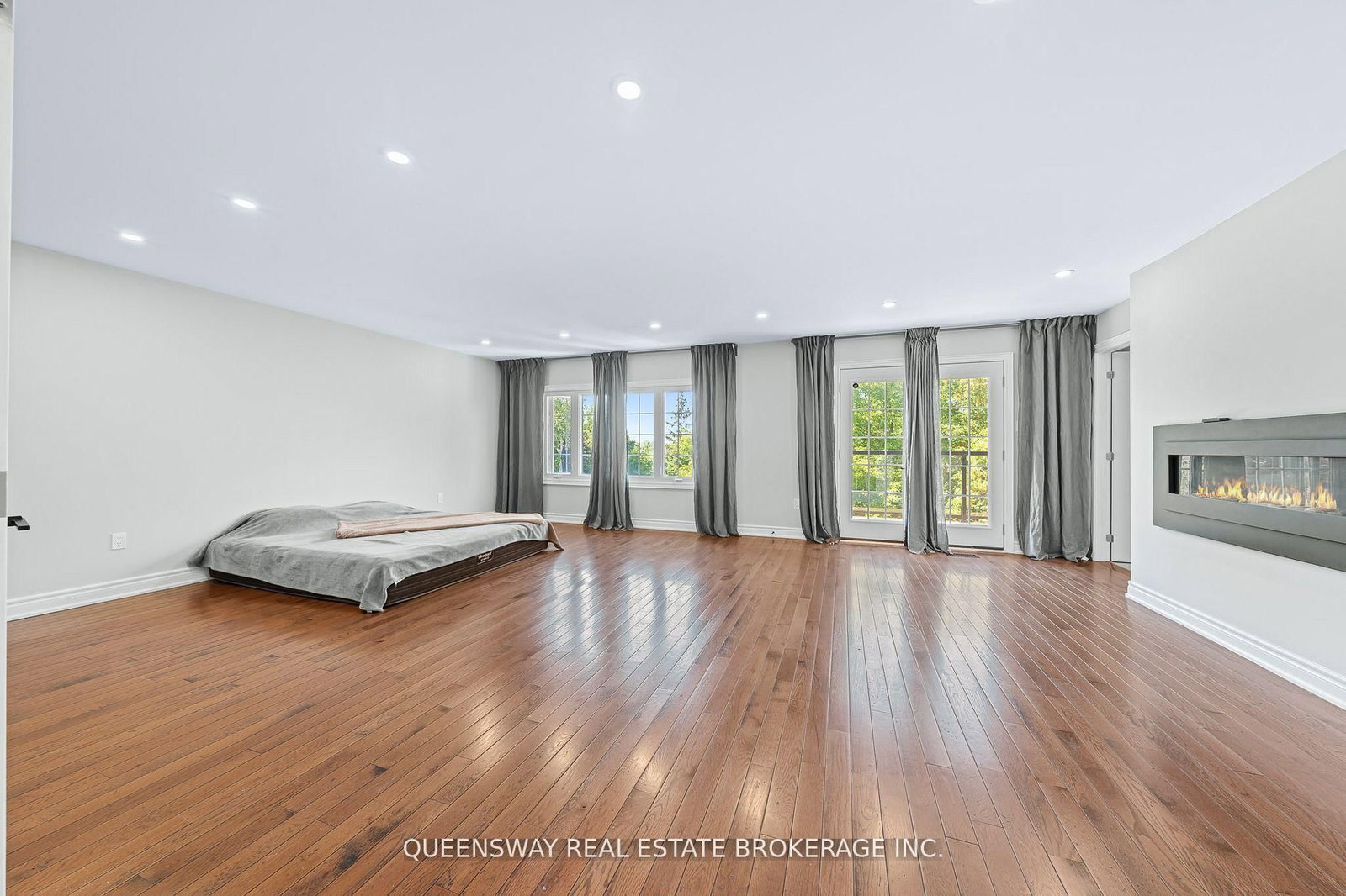 619 Culler Mews, Newmarket — 29