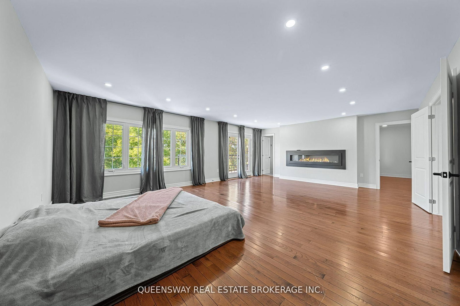 619 Culler Mews, Newmarket — 31