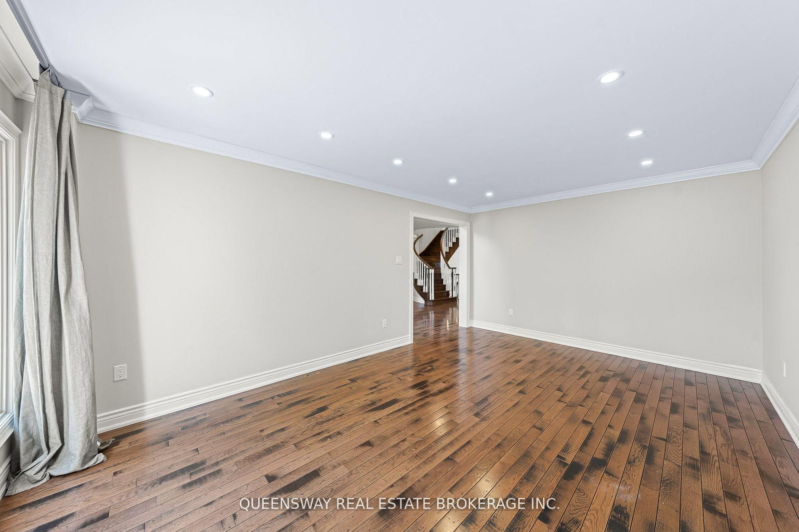 619 Culler Mews, Newmarket — 36