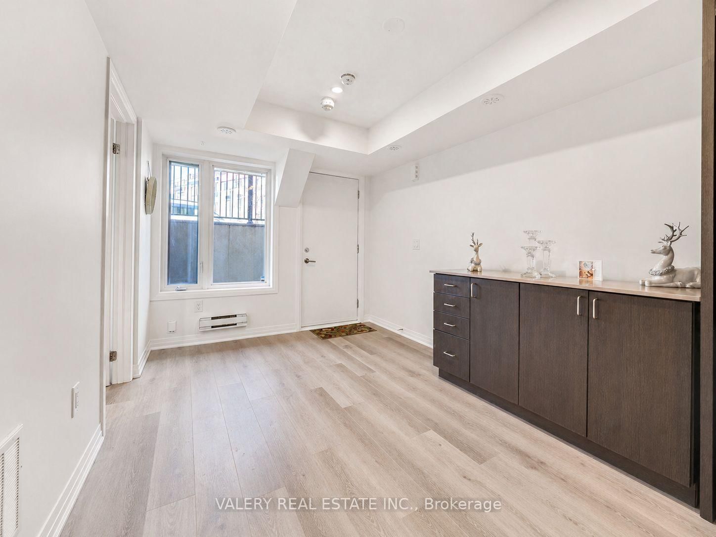 1-183 William Duncan Rd, Toronto — 10