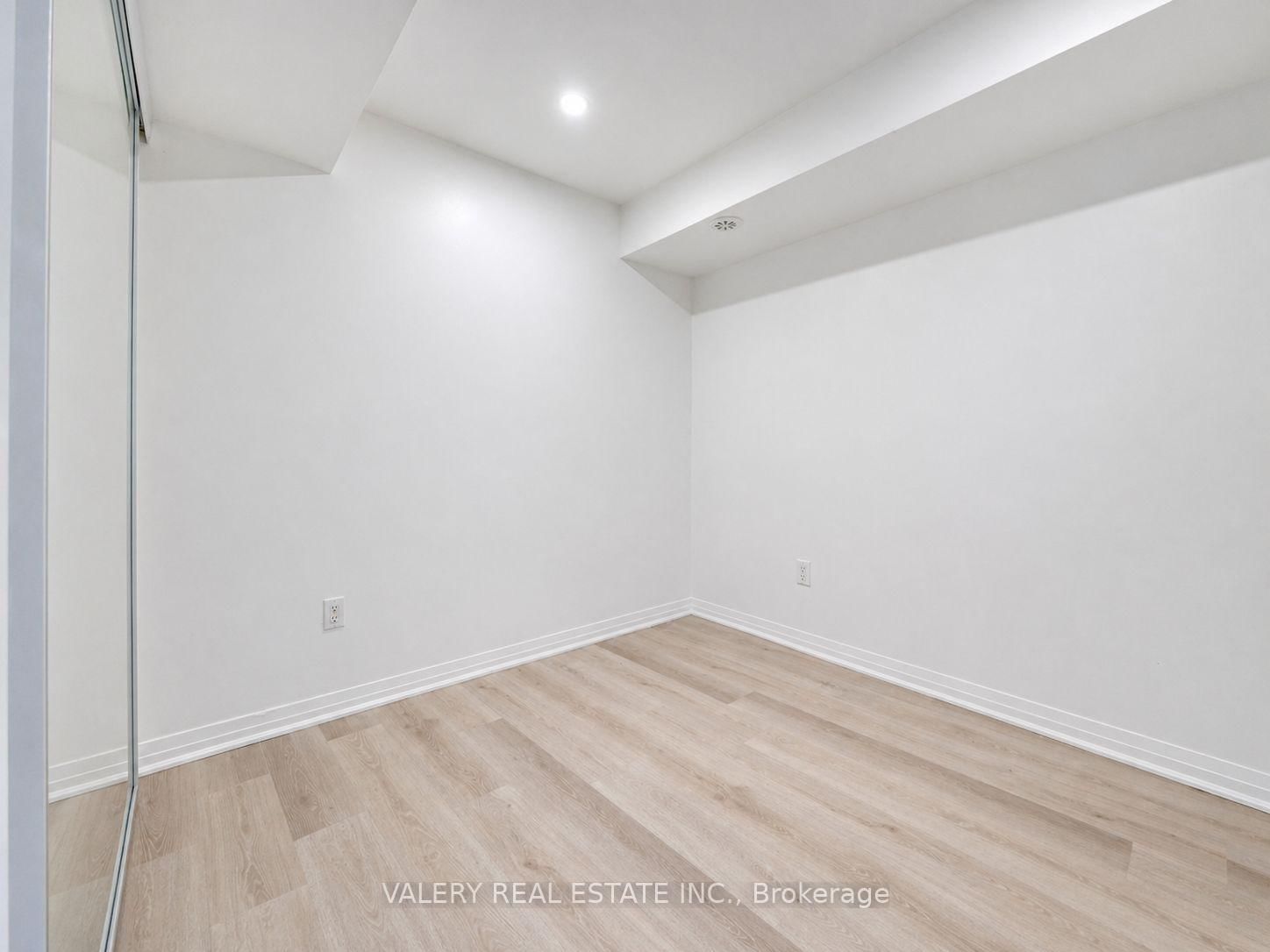 1-183 William Duncan Rd, Toronto — 16