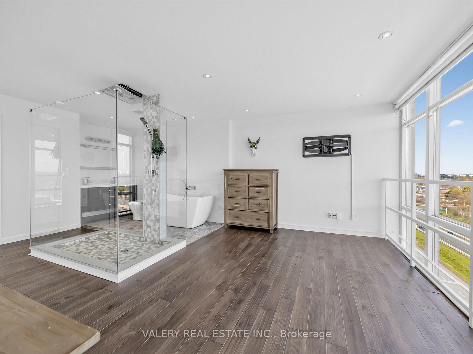 827-250 Manitoba St, Toronto — 13